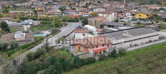 Lagerhaus in Calcinato, Italy 1107m², Nr. 110007 28