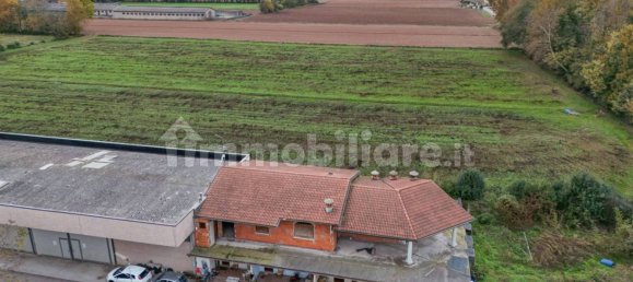 Lagerhaus in Calcinato, Italy 1107m², Nr. 110007 32