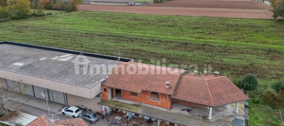 Lagerhaus in Calcinato, Italy 1107m², Nr. 110007 31