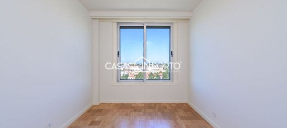 2 bedrooms Apartment in Porto, Portugal No. 39411 16