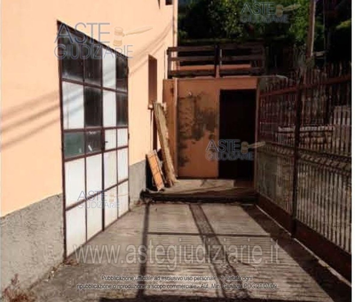  عقار تجاري في Rocca Priora, Italy 90متر مربع رقم 48326