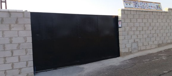 3 bedrooms House in La Carlota, Spain No. 167460 8