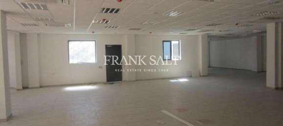 Офис 732м² в Слима, Мальта № 12901 7