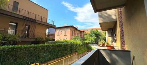 4 bedrooms Apartment in Bologna, Italy No. 321712 6