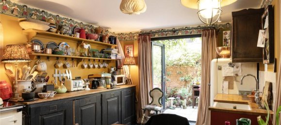 4 bedrooms House in London, United Kingdom No. 5206 10