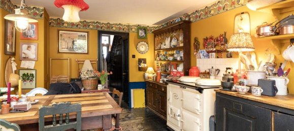 4 bedrooms House in London, United Kingdom No. 5206 7