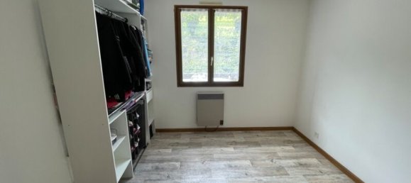 Casa de 1 dormitorio en Bourg, France No. 275520 22