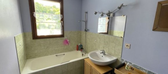 Casa de 1 dormitorio en Bourg, France No. 275520 10