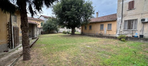 4 rooms Apartment in Casalbuttano ed Uniti, Italy No. 309424 17