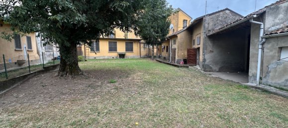 4 rooms Apartment in Casalbuttano ed Uniti, Italy No. 309424 19