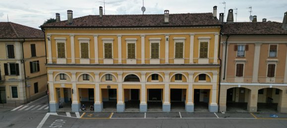 4 rooms Apartment in Casalbuttano ed Uniti, Italy No. 309424 3