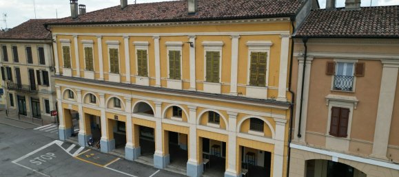 4 rooms Apartment in Casalbuttano ed Uniti, Italy No. 309424 2