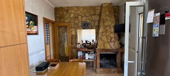 4 bedrooms House in Sils, Spain No. 159869 3