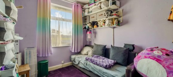 2 Schlafzimmer Haus in Feltham, United Kingdom, Nr. 9811 13