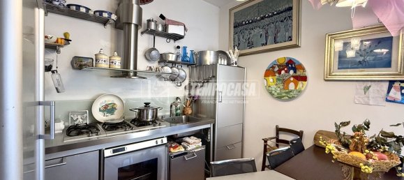 Apartamento de 2 dormitorios en Usmate Velate, Italy No. 60832 18