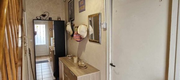 6 rooms House in Avesnelles, France No. 74041 2