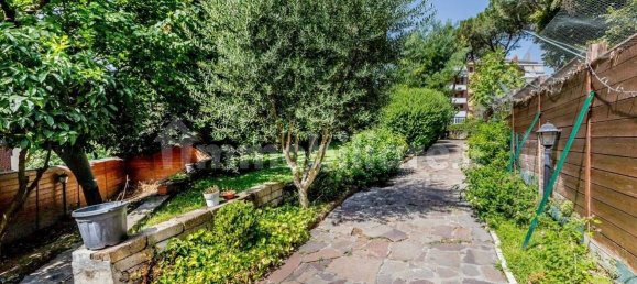 1 bedroom Apartment in Rome, Italy No. 333576 5