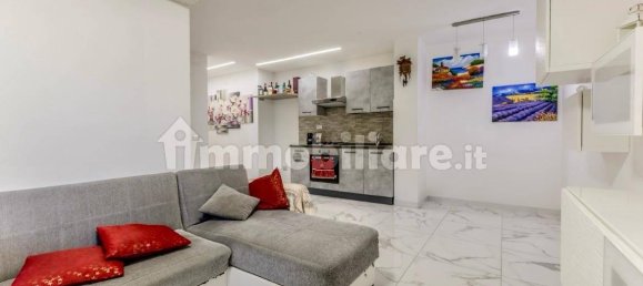 1 bedroom Apartment in Rome, Italy No. 333576 9