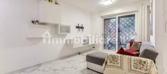 1 bedroom Apartment in Rome, Italy No. 333576 24