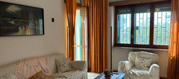 6-Zimmer Wohnung in Casalnuovo di Napoli, Italy, Nr. 162789 5