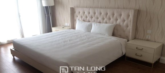 4 bedrooms Villa in Long Bien, Vietnam No. 1192 5