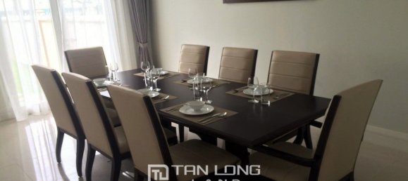 4 bedrooms Villa in Long Bien, Vietnam No. 1192 3