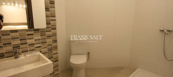 3 غرف نوم طابقين في Saint Paul's Bay, Malta رقم 7847 9