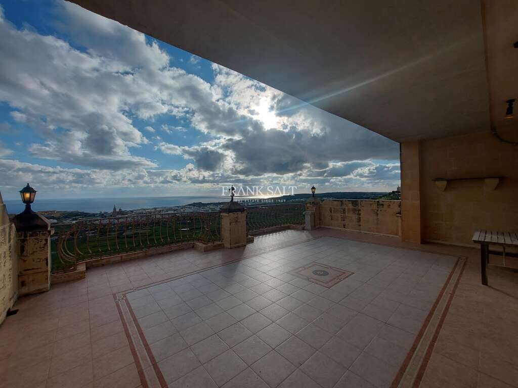 2 bedrooms Penthouse in Nadur, Malta No. 5825
