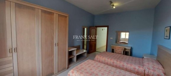 2 bedrooms Penthouse in Nadur, Malta No. 5825 9