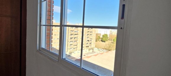 3 bedrooms Penthouse in Valencia, Spain No. 172212 8