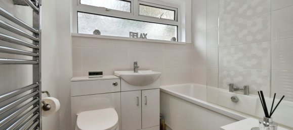  House in Aberdare, United Kingdom No. 1952 12