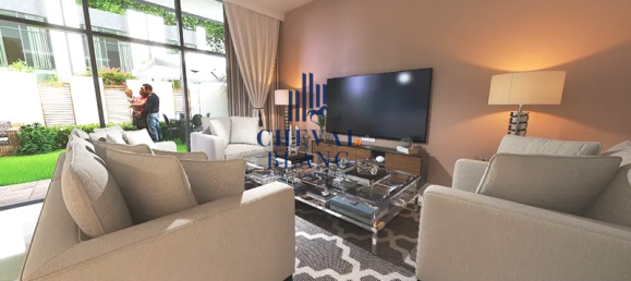 2 bedrooms Townhouse in Dubai Land, UAE No. 9164 2