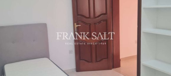 Maisonette de 4 dormitorios en Naxxar, Malta No. 7659 8