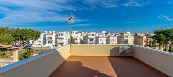 105m² House for sale in Campoamor, Alicante, Valencian Community, Spain № 365780 9