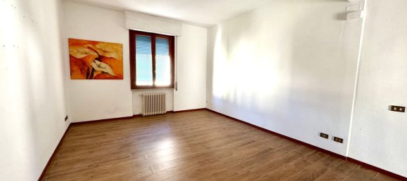4 rooms Apartment in Castelfiorentino, Italy No. 291034 26