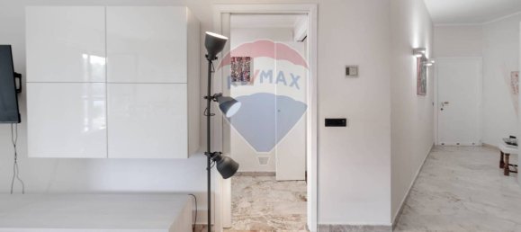 3 bedrooms Apartment in Monza, Italy No. 349812 20