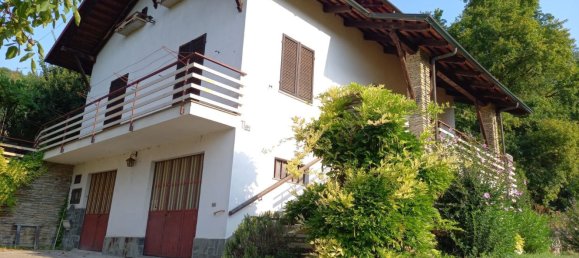 7 bedrooms House in Alba, Italy No. 372215 5