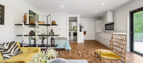 4 bedrooms Villa in Cascais, Portugal No. 96575 19