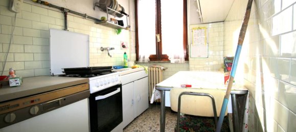 2 bedrooms Apartment in Caronno Pertusella, Italy No. 322213 11