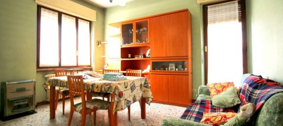 2 bedrooms Apartment in Caronno Pertusella, Italy No. 322213 3