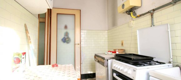 2 bedrooms Apartment in Caronno Pertusella, Italy No. 322213 10