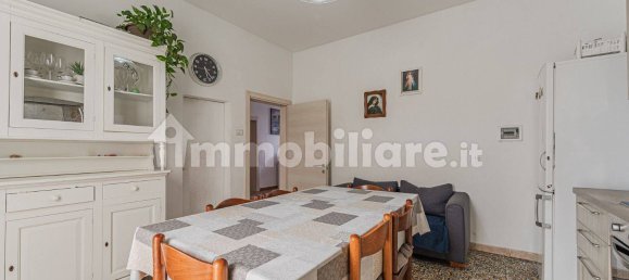 2 Schlafzimmer Wohnung in Pistoia, Italy, Nr. 355288 12