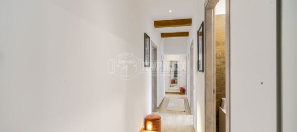 5 rooms Apartment in Morrovalle, Italy No. 61922 36