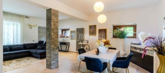 5 rooms Apartment in Morrovalle, Italy No. 61922 35