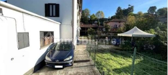 Квартира с 2 спальнями в Кастронно, Италия № 261027 3