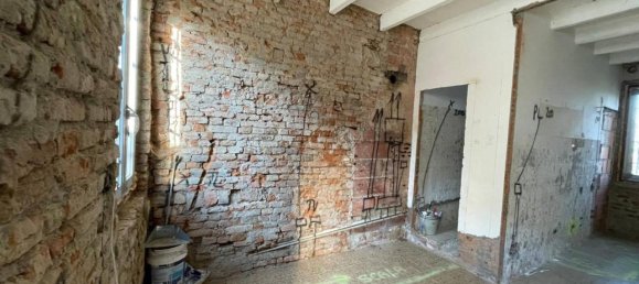 3-salle Maison à Genivolta, Italy No. 38188 6