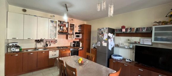 4 rooms Apartment in Maranello, Italy No. 34355 24