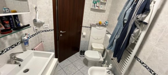 4 rooms Apartment in Maranello, Italy No. 34355 16