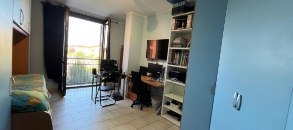 4 rooms Apartment in Maranello, Italy No. 34355 3