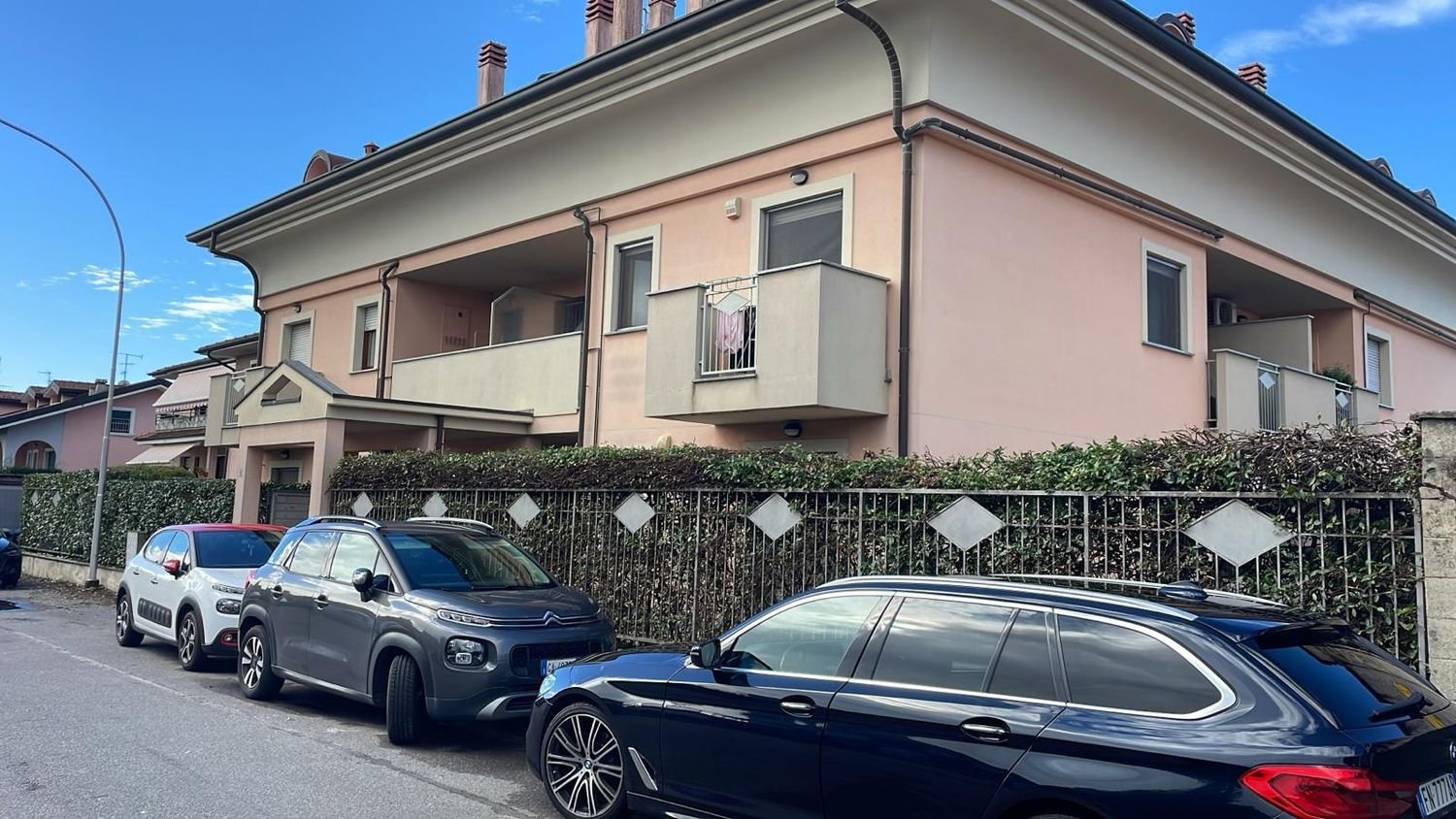 2 bedrooms Apartment in Bareggio, Italy No. 318522